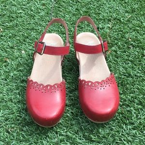 Women’s Dansko Marta size 37